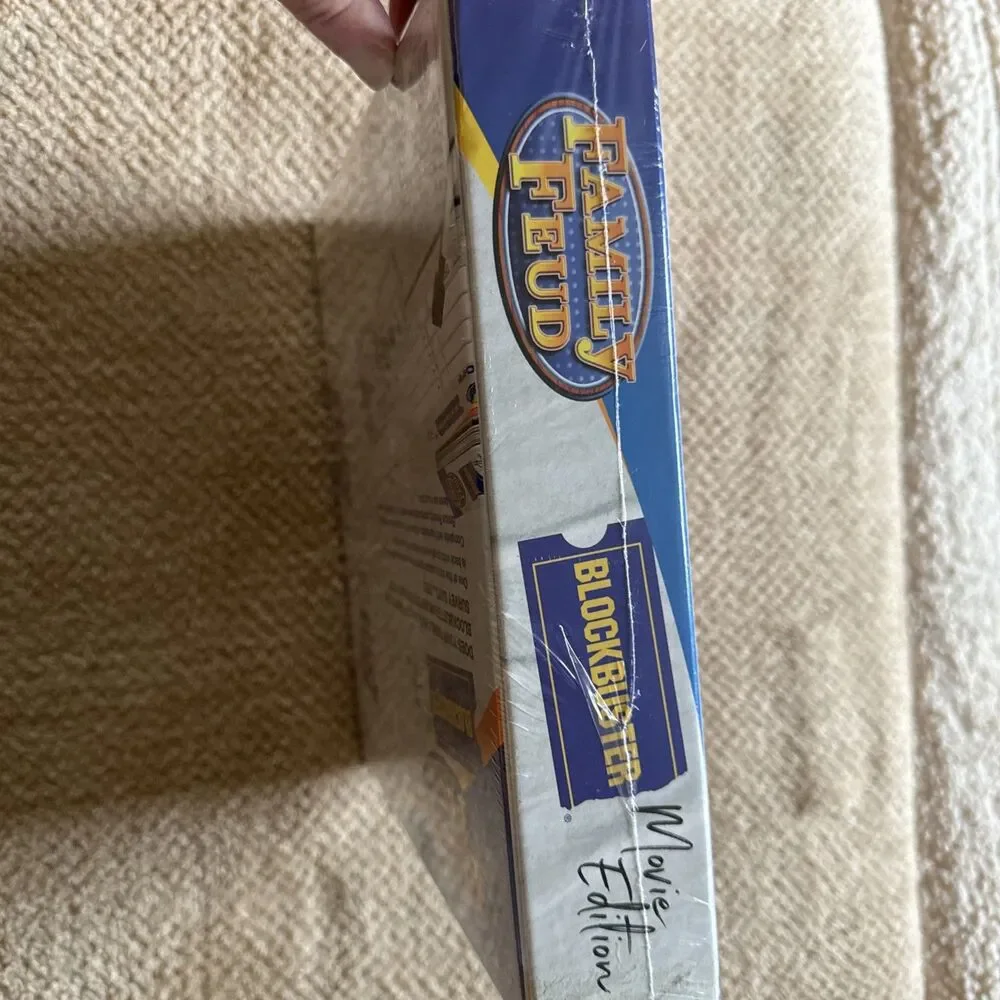 Family Feud Blockbuster Movie Edition Trivia Survey Showdown BOARD GAME New 2020